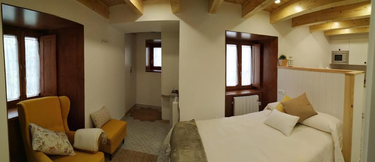 Apartamentos Turisticos El Penon 塔皮亚德卡萨列戈 外观 照片