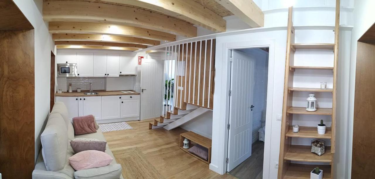 Apartamentos Turisticos El Penon 塔皮亚德卡萨列戈 外观 照片